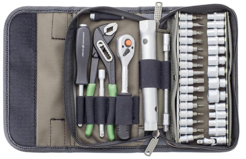 Набор головок 1/4" с инструментом в фирменной сумке, 37 предм.